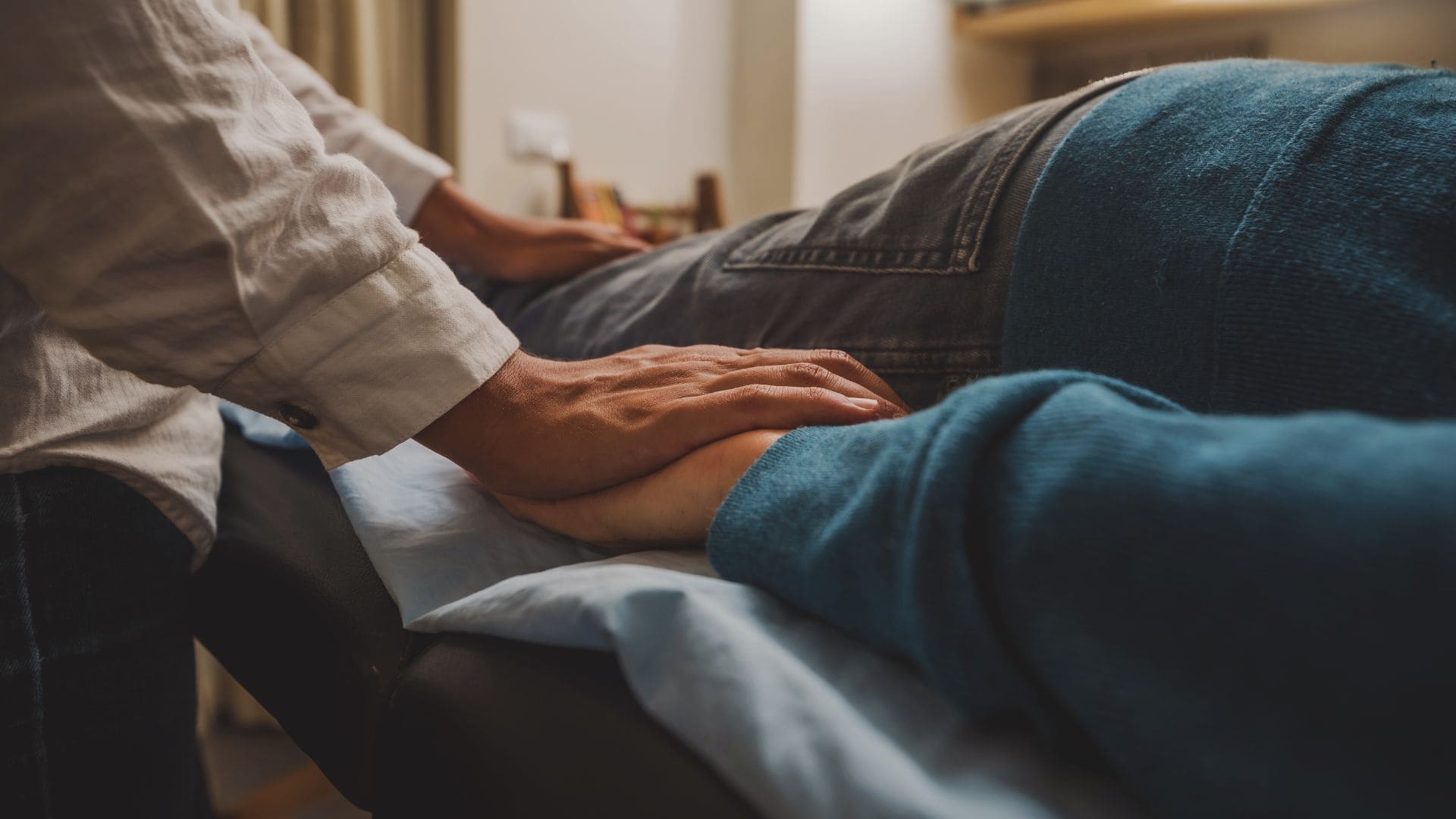 Le testing musculaire lors d'une séance de Reiki à Liège